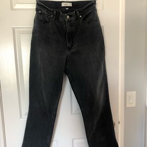 Abercrombie The 90s Straight Ultra High Rise Jeans